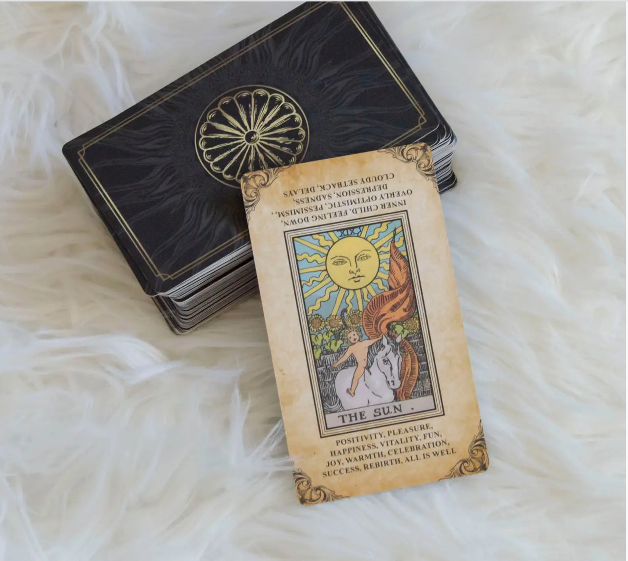 Tarot - Antique Cards with Keywords